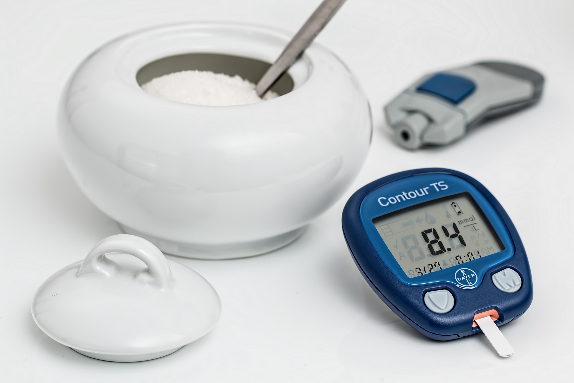 Insulin Resistance Symptoms in Females: 9 Signs to Look For