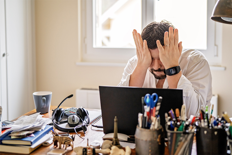 How Long Work Hours Can Make Anxiety and Depression Feel Worse